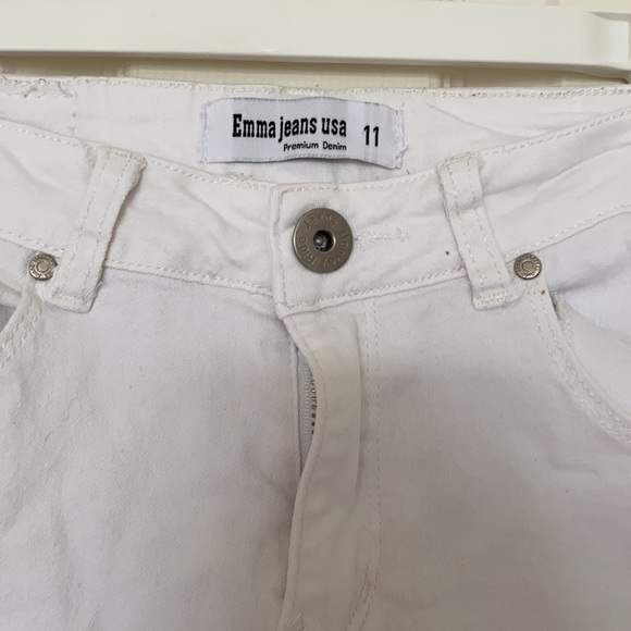 White Denim Capris - Picture 2 of 6